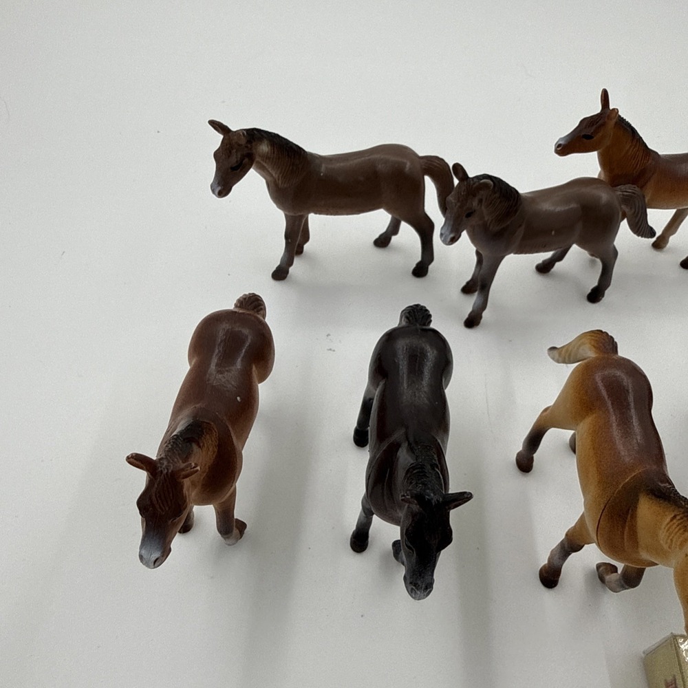 Toy Horse Plastic Figurines Lot Of Popak New Ray & More Plus Horse Cards